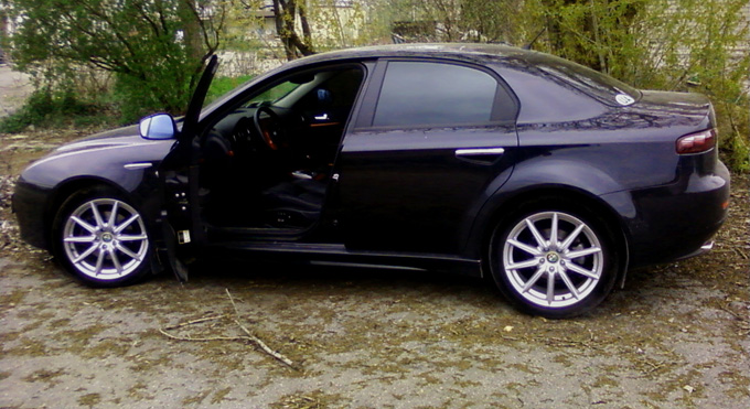 Alfa Romeo 159 W251, CANNES R18