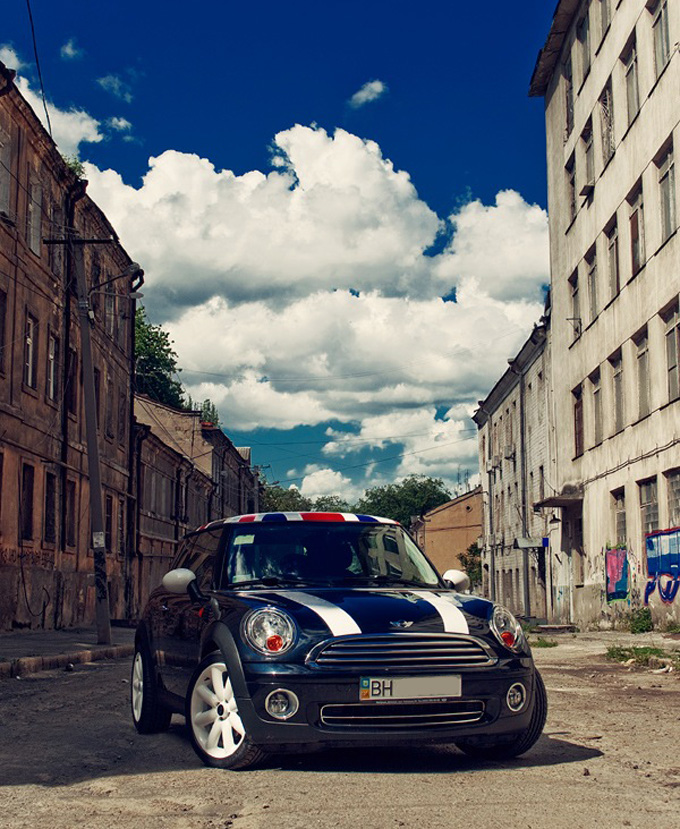 MINI Cooper W1652, CHELSEA R17