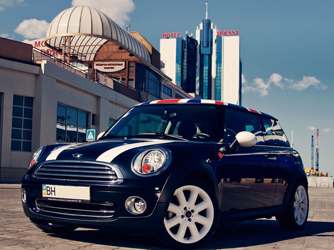 MINI Cooper W1652, CHELSEA R17