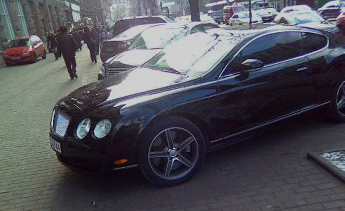 ����� Bentley